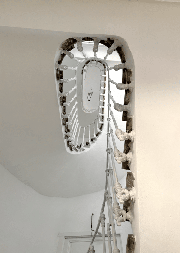 photo d'un escalier en collimasson réalisé puerto peinture rénovation carcassonne et aude